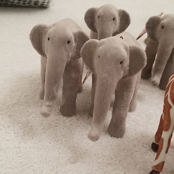 Miniature Animals 🌴🐵🦁🐅🦒🐘🐆🌴 - Picture 7 of 11